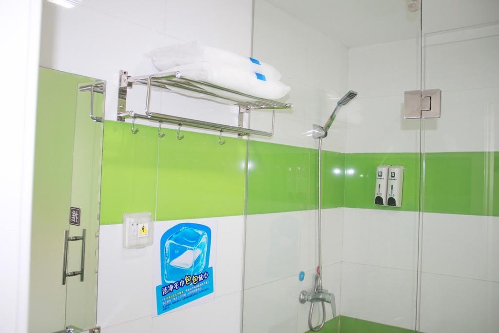 7 Days Inn Shenzhen Railway Station 外观 照片